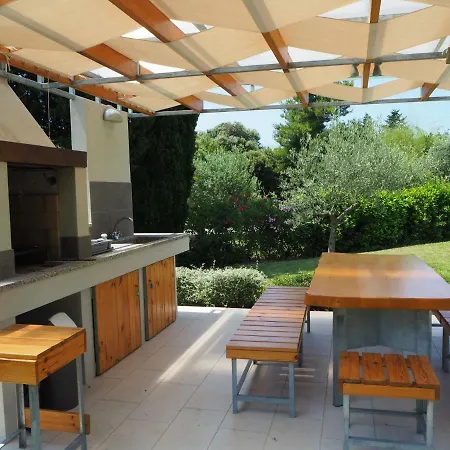 Casa Bamboo Banjole